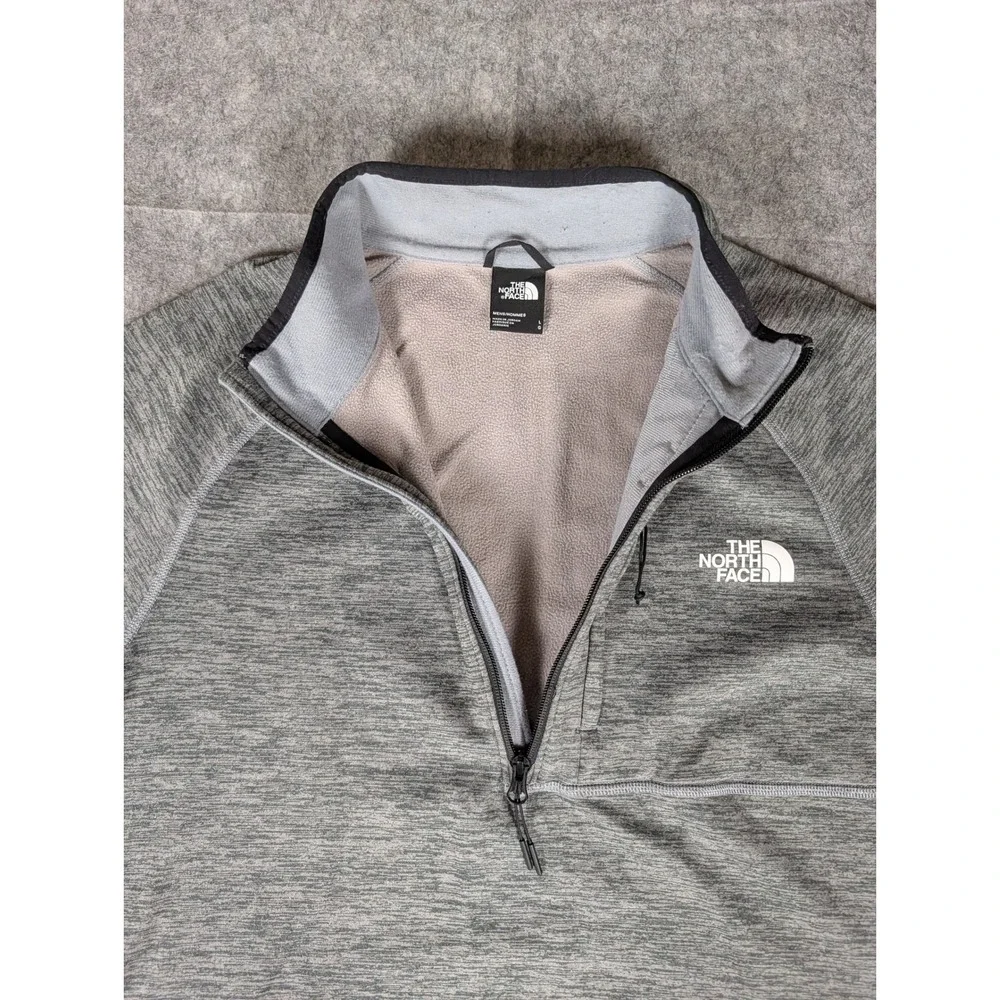 The North Face Mens Gray Heathered Quarter Zip Fleece Pullover Chest Pocket L